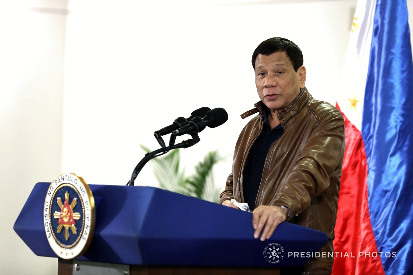 President Rodrigo Roa Duterte, in his speech during his arrival at the Francisco Bangoy International Airport in Davao City on January 26, 2018, announces that the heads of state and government from members countries of the Association of Southeast Asian Nations (ASEAN) as well as India have reaffirmed their commitment to work together in fighting terrorism. SIMEON CELI JR./PRESIDENTIAL PHOTO