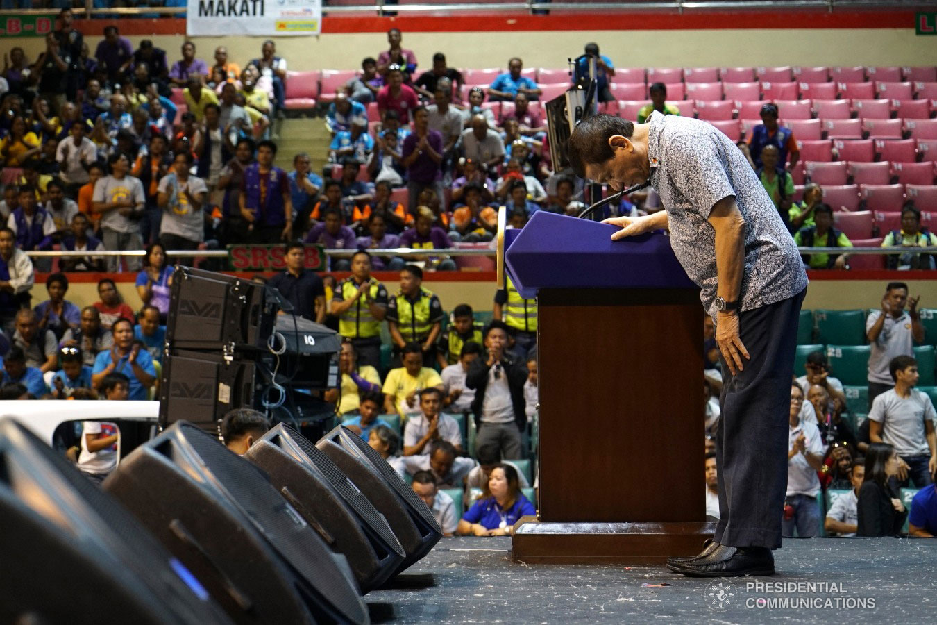 President Rodrigo Roa Duterte bows before the attendees of the Tricycle Operators and Drivers’ Association (TODA) Summit at the Cuneta Astrodome in Pasay City on January 23, 2019. KING RODRIGUEZ/PRESIDENTIAL PHOTO