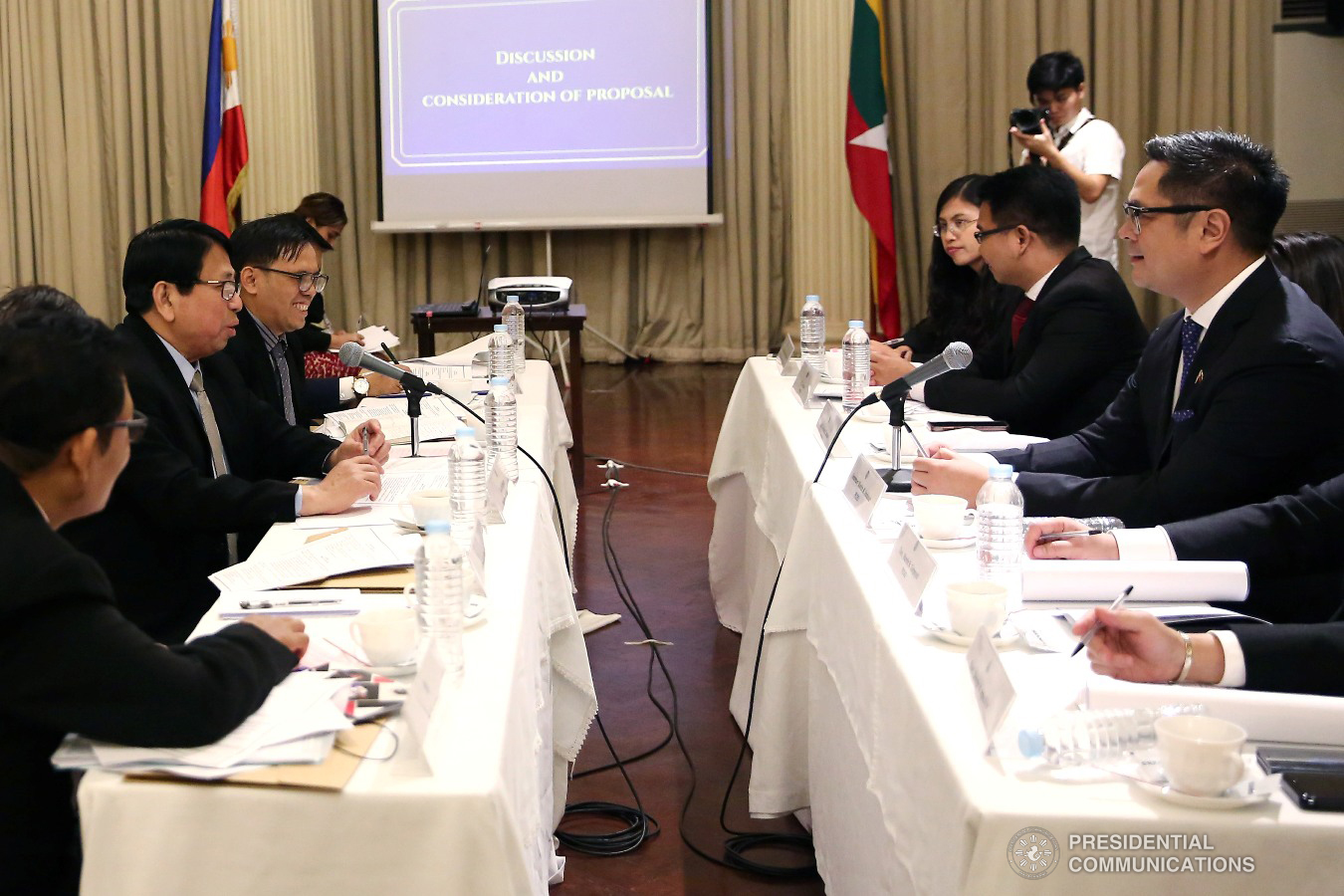 Presidential Communications Operations Office (PCOO) Secretary Martin Andanar and Myanmar Minister of Information Pe Myint hold a meeting following the   signing of the Memorandum of Understanding at the Kalayaan Hall in Malacañang on January 25, 2019.