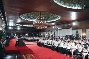 President Rodrigo Roa Duterte delivers his speech after administering the oath to the newly elected local government officials and party-list representatives during a ceremony at the Malacañan Palace on June 25, 2019. ROBINSON NIÑAL JR./PRESIDENTIAL PHOTO