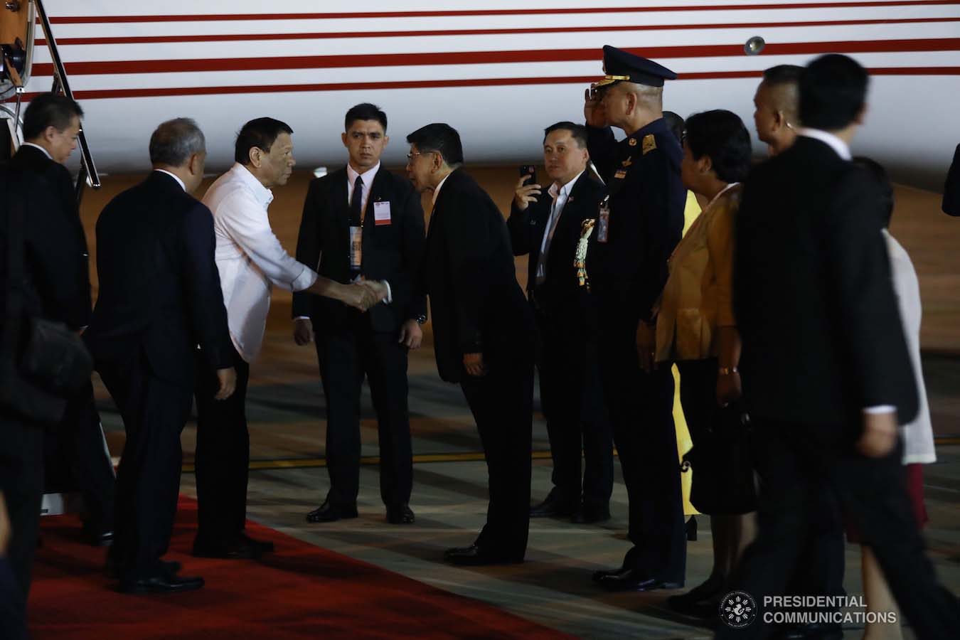 President Duterte Arrives In Thailand For 34th ASEAN Summit ...