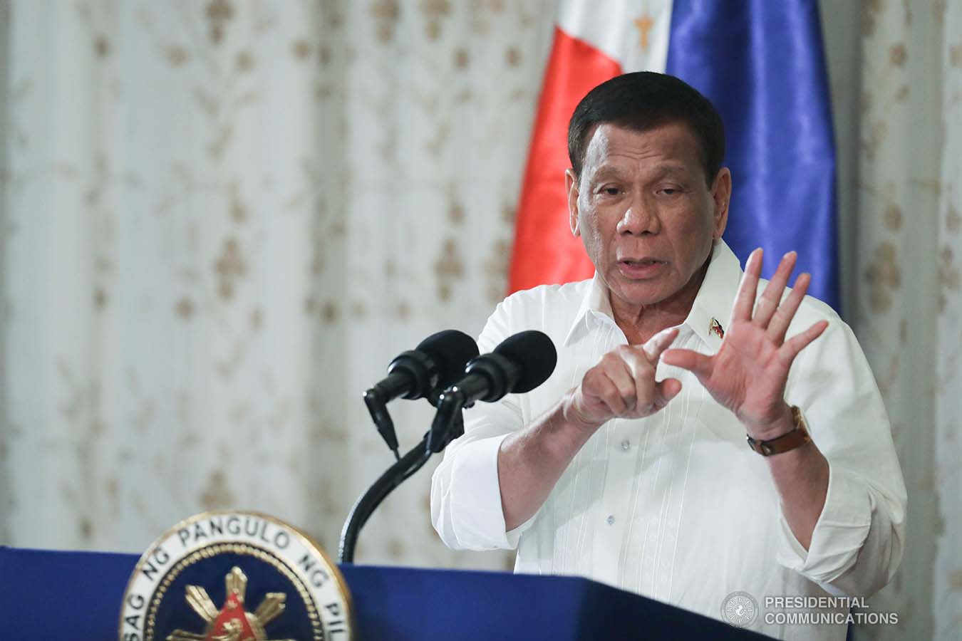 President Rodrigo Roa Duterte delivers his speech during the oath-taking ceremony of the officers of the League of Vice Governors of the Philippines at the Malacañan Palace on September 10, 2019. ACE MORANDANTE/PRESIDENTIAL PHOTO