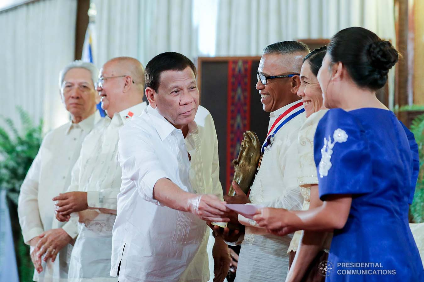 President Rodrigo Roa Duterte leads the awarding during the 2019 Outstanding Government Workers Awards Rites at the Malacañan Palace on September 10, 2019. ACE MORANDANTE/PRESIDENTIAL PHOTO
