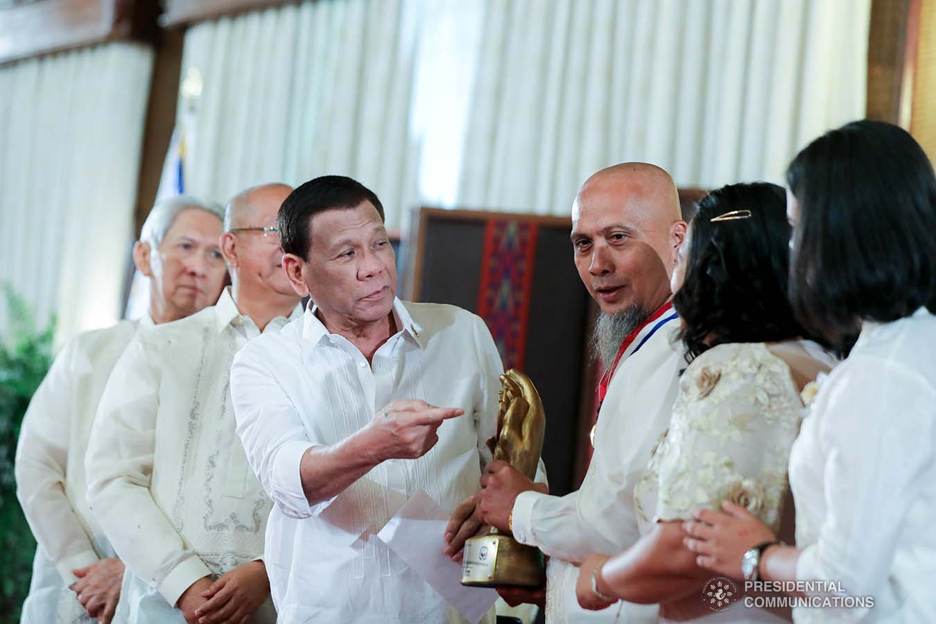 President Rodrigo Roa Duterte leads the awarding during the 2019 Outstanding Government Workers Awards Rites at the Malacañan Palace on September 10, 2019. ACE MORANDANTE/PRESIDENTIAL PHOTO