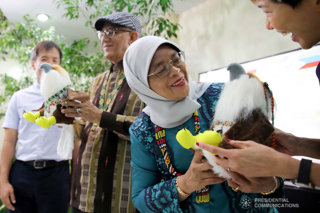Republic of Singapore President Halimah Yacob receives a token during her visit to the Philippine Eagle Center in Davao City on September 11, 2019. ROBINSON NIÑAL JR./PRESIDENTIAL PHOTO