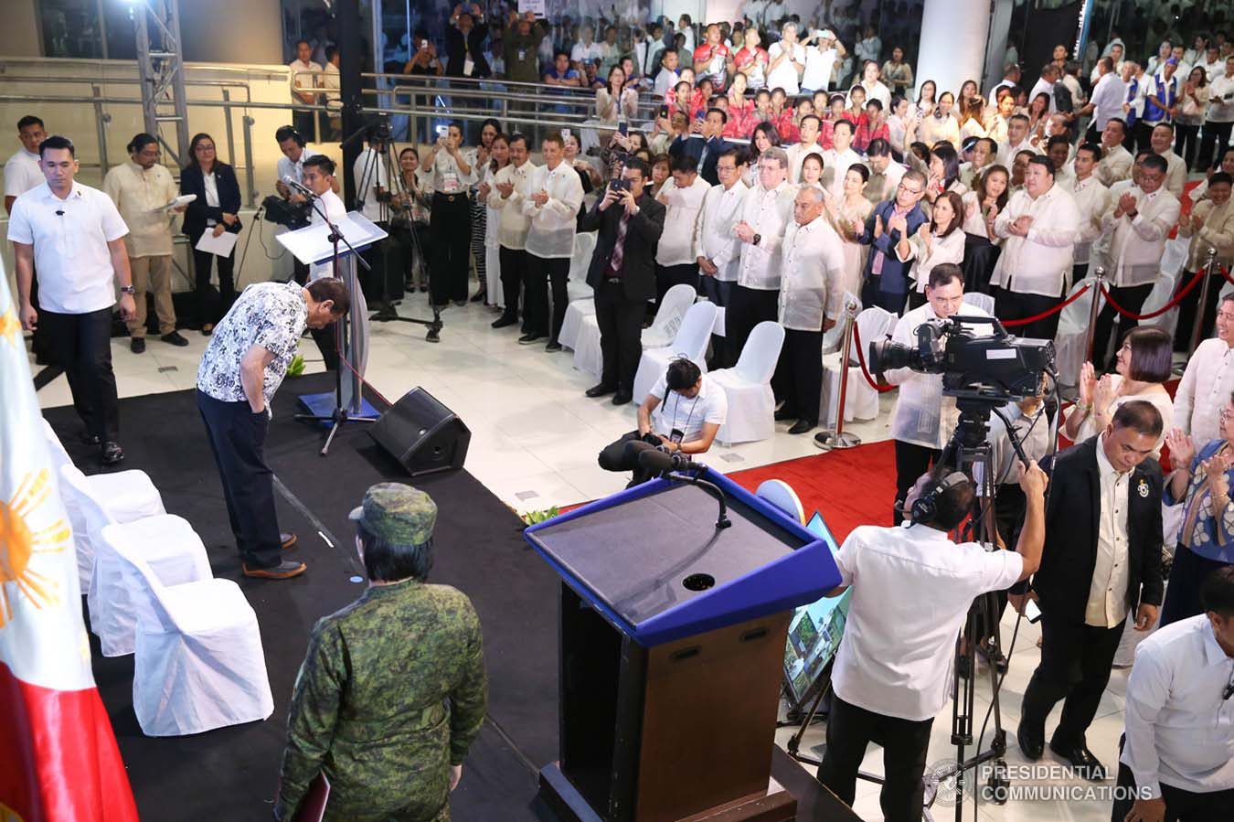President Rodrigo Roa Duterte takes a bow as he takes center stage during the inauguration of the Bataan Government Center and Business Hub “The Bunker” in Balanga City, Bataan on September 12, 2019. ALBERT ALCAIN/PRESIDENTIAL PHOTO