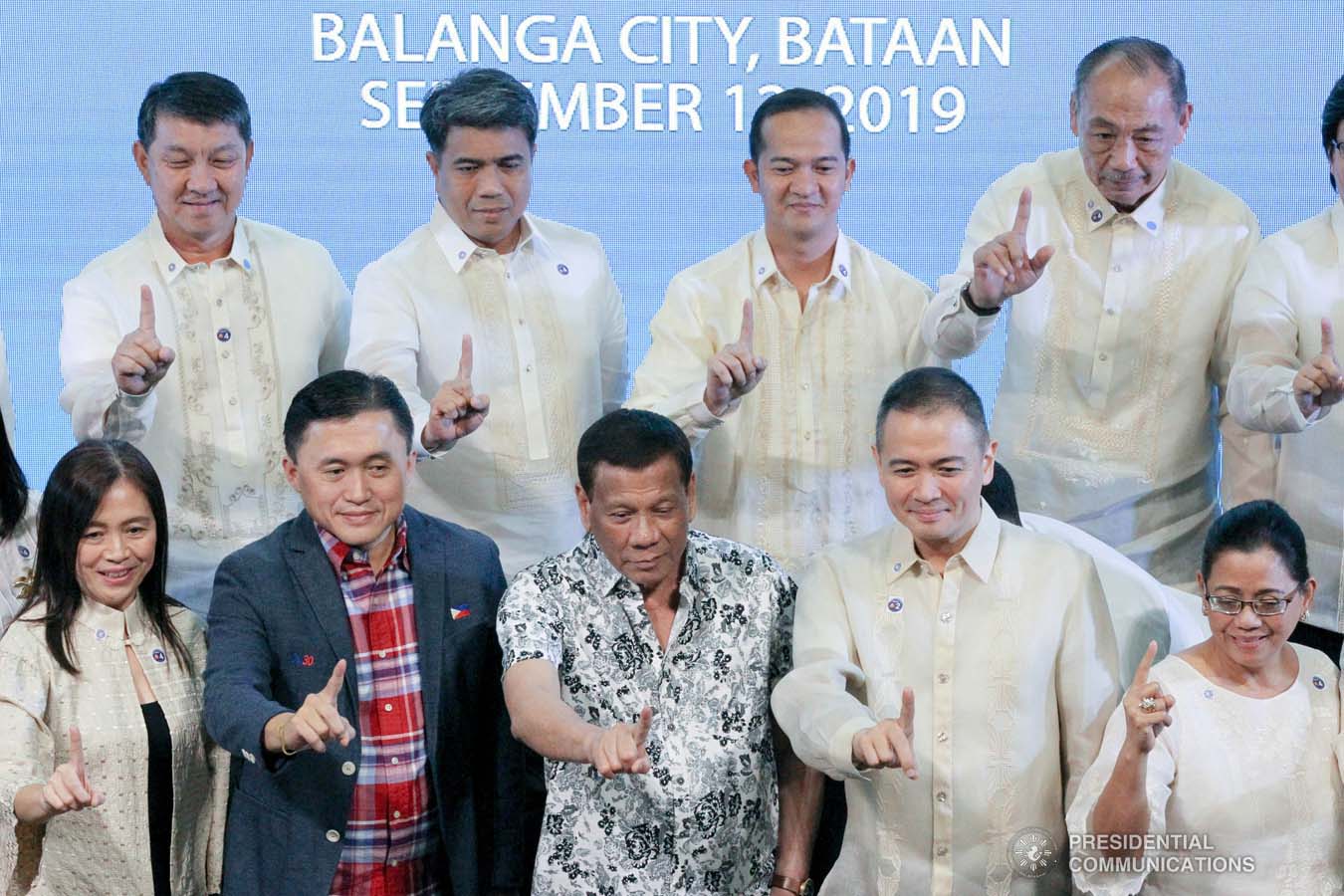 President Rodrigo Roa Duterte poses for posterity with the guests during the inauguration of the Bataan Government Center and Business Hub “The Bunker” in Balanga City, Bataan on September 12, 2019. TOTO LOZANO/PRESIDENTIAL PHOTO