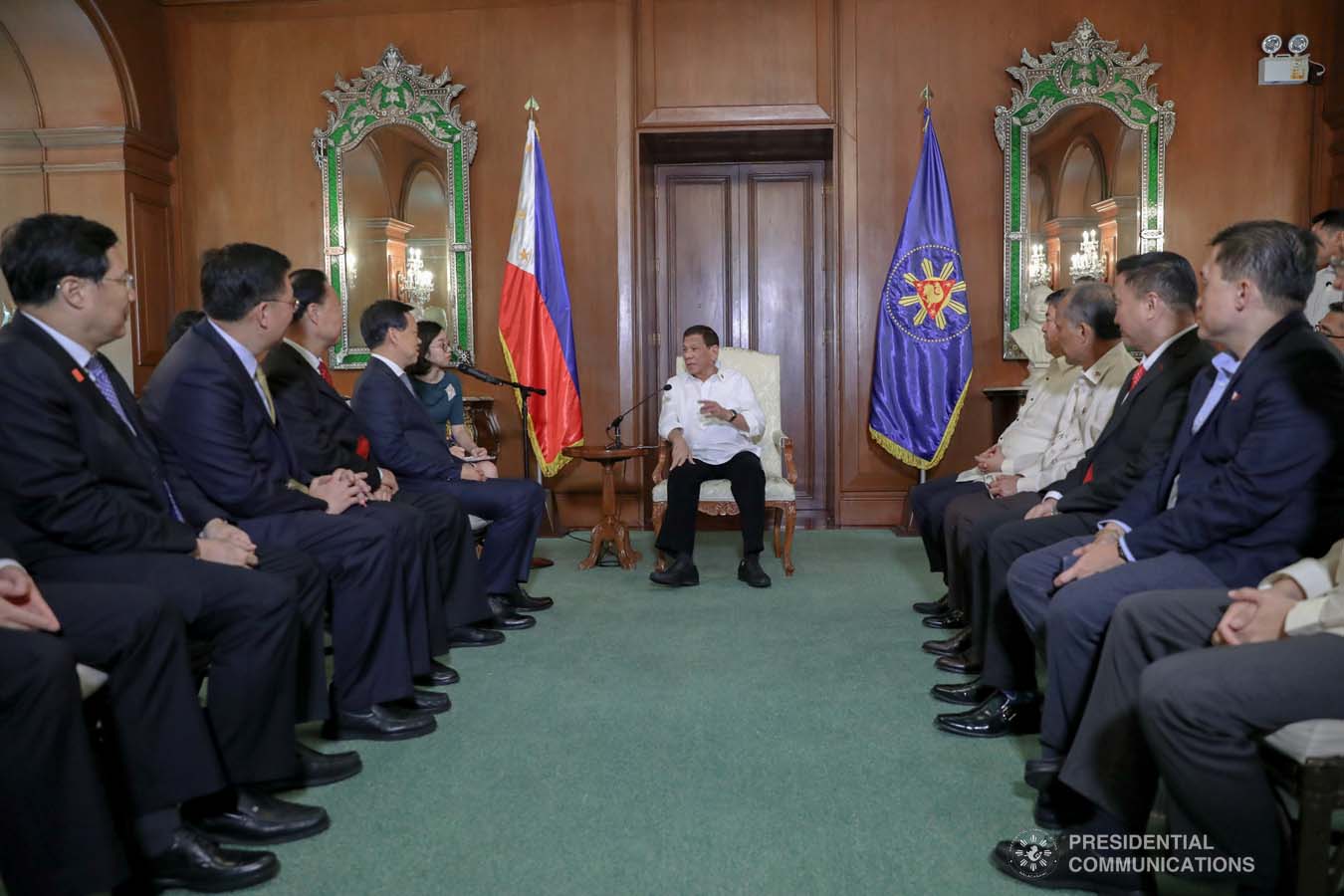 President Rodrigo Roa Duterte meets with the officials of the Communist Party of China (CPC) Chongqing Party led by its Chief Chen Min'er who paid a courtesy call on the President at the Malacañan Palace on September 16, 2019. ACE MORANDANTE/PRESIDENTIAL PHOTO