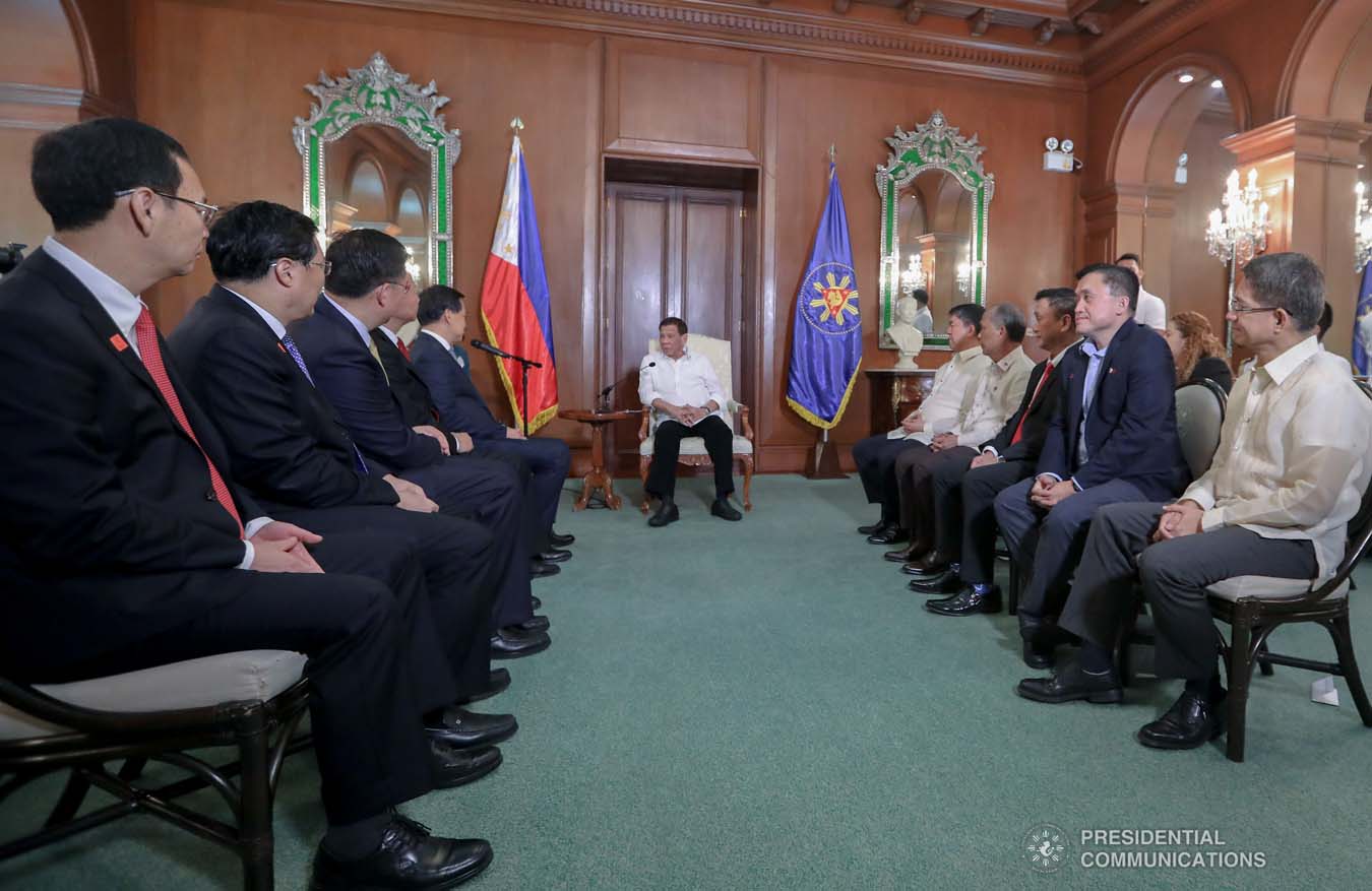 President Rodrigo Roa Duterte meets with the officials of the Communist Party of China (CPC) Chongqing Party led by its Chief Chen Min'er who paid a courtesy call on the President at the Malacañan Palace on September 16, 2019. VALERIE ESCALERA/PRESIDENTIAL PHOTO