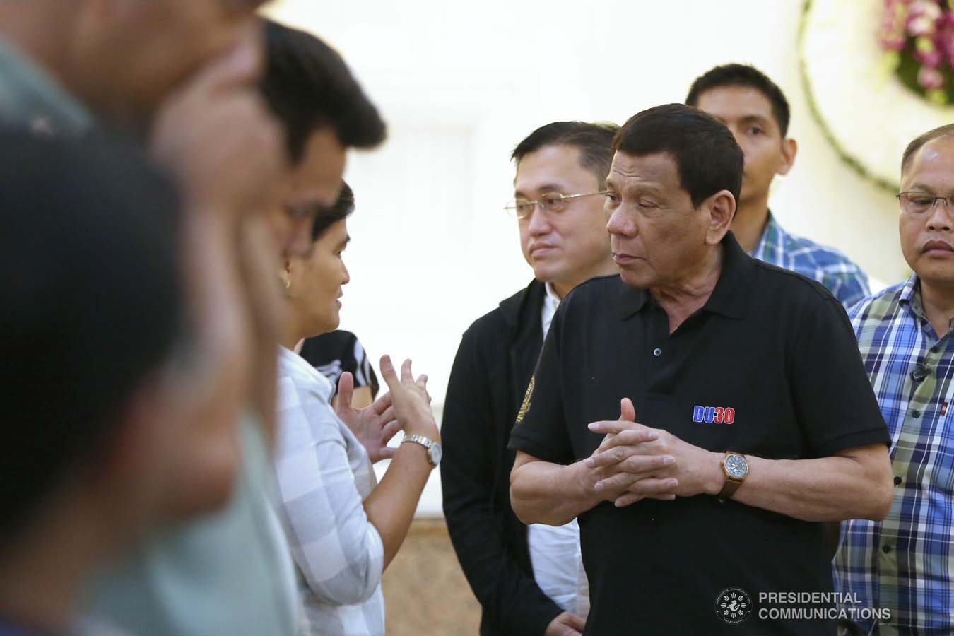 President Rodrigo Roa Duterte condoles with the family of Noli Ignacio as he visits the wake at the Cosmopolitan Funeral Homes in Davao City on September 21, 2019. KARL NORMAN ALONZO/PRESIDENTIAL PHOTO