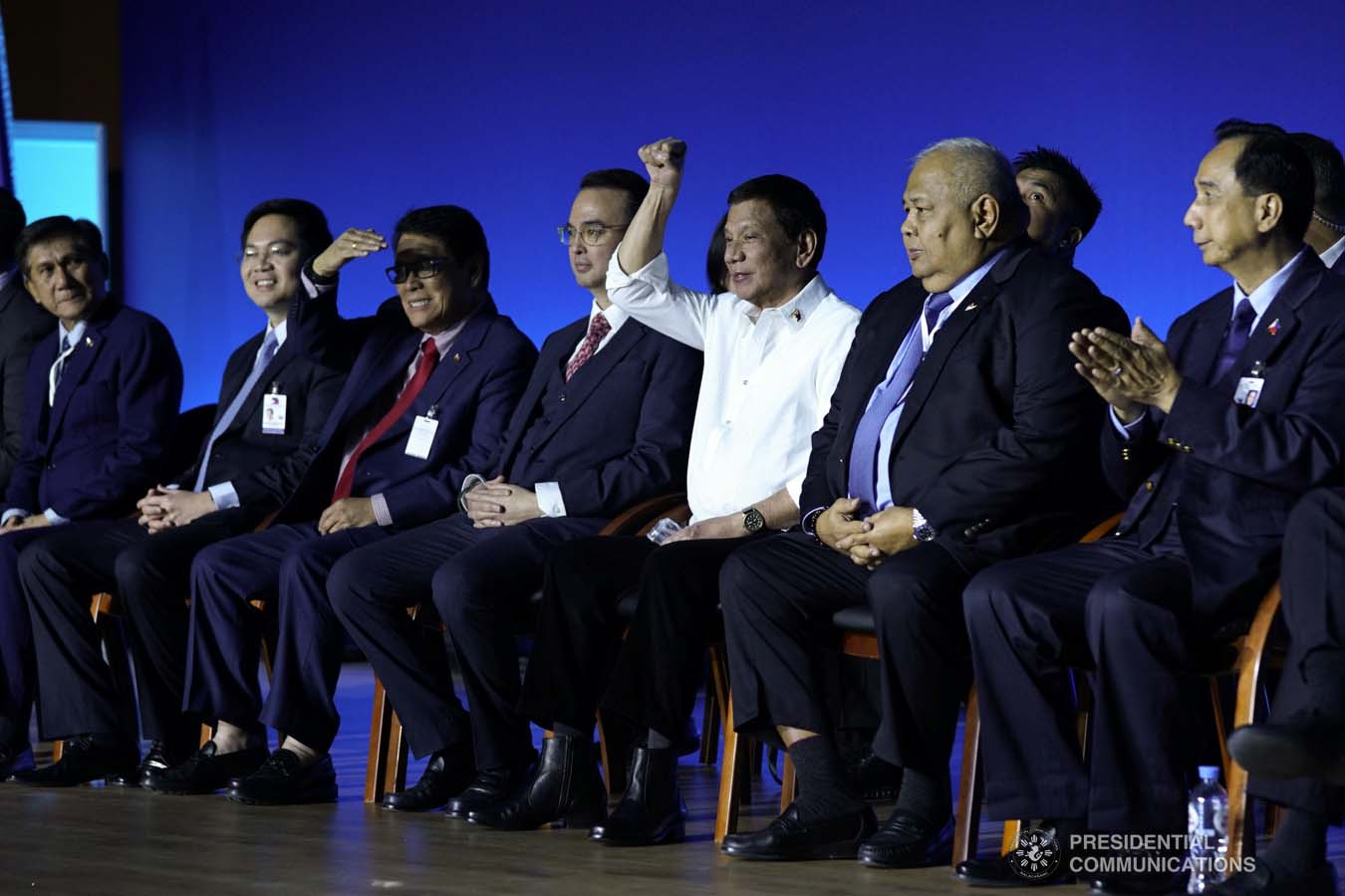President Rodrigo Roa Duterte raises his fist before the Filipinos based in Russia who met with the President at the Exhibition of Achievements of National Economy (VDNH) in Moscow on October 5, 2019. JOEY DALUMPINES/PRESIDENTIAL PHOTO