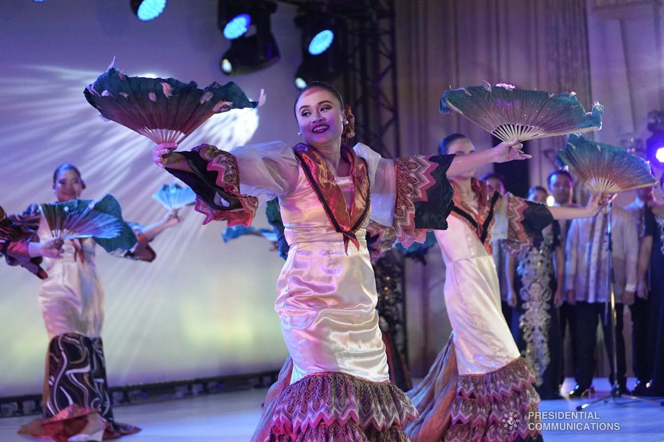 Performers entertain President Rodrigo Roa Duterte and other distinguished guests during the Philippine Cultural Gala Performance at the Four Seasons Hotel in Moscow, Russian Federation on October 4, 2019. JOEY DALUMPINES/PRESIDENTIAL PHOTO