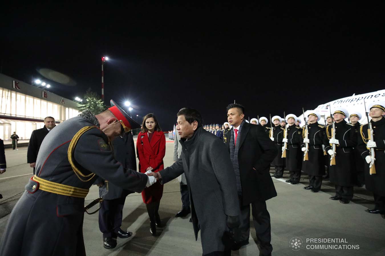 President Rodrigo Roa Duterte bids farewell to a Russian military officer as he prepares to depart at the Vnukovo Military Base Airport in Moscow, Russian Federation on October 5, 2019. KING RODRIGUEZ/PRESIDENTIAL PHOTO