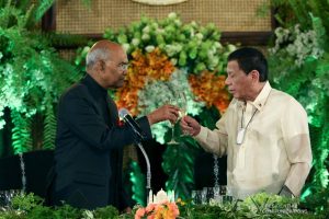 President Rodrigo Roa Duterte and President of the Republic of India Ram Nath Kovind clink their glasses for a toast during the state banquet hosted by President Duterte at the Malacañan Palace on October 18, 2019. President Kovind is on a five-day state visit to the Philippines. SIMEON CELI JR./PRESIDENTIAL PHOTO