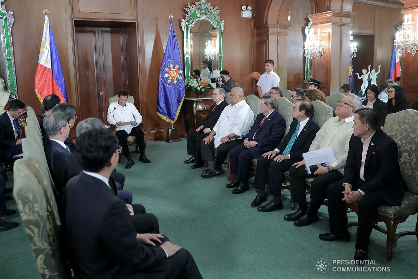 President Rodrigo Roa Duterte discusses matters with Vice Premier of the People's Republic of China Hu Chunhua who paid a courtesy call on the President at the Malacañan Palace on October 24, 2019. ALFRED FRIAS/PRESIDENTIAL PHOTO