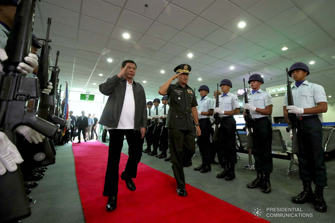 President Rodrigo Roa Duterte is accorded foyer honors upon his arrival at the Francisco Bangoy International Airport in Davao City on October 6, 2019 following his successful official visit to the Russian Federation. KING RODRIGUEZ/PRESIDENTIAL PHOTO