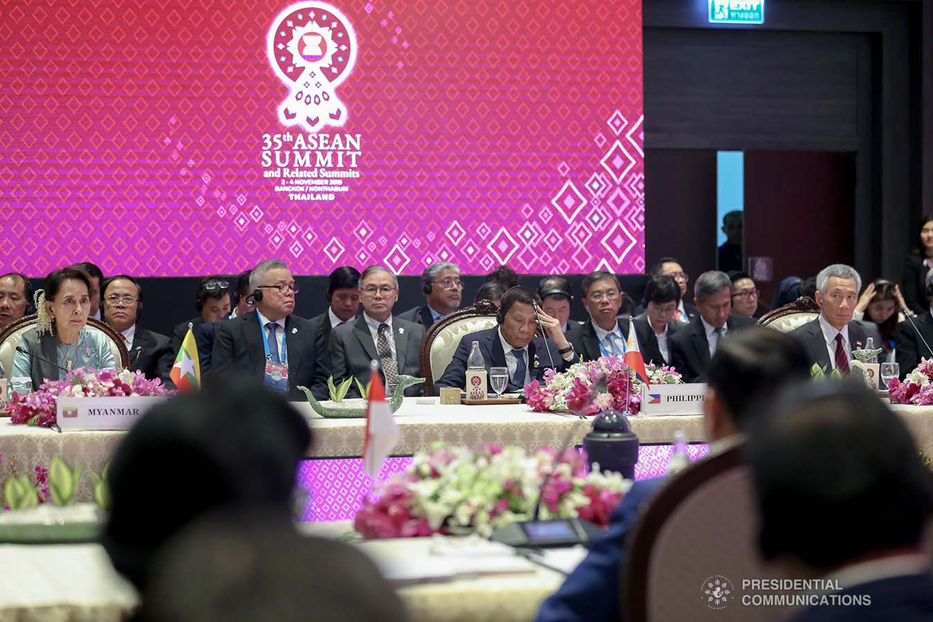 President Rodrigo Roa Duterte joins other leaders from the Association of Southeast Asian Nations (ASEAN) member countries and Prime Minister of Japan Shinzo Abe during the 22nd ASEAN-Japan Summit at the Impact Exhibition and Convention Center in Nonthaburi, Thailand on November 4, 2019. ALBERT ALCAIN/PRESIDENTIAL PHOTO
