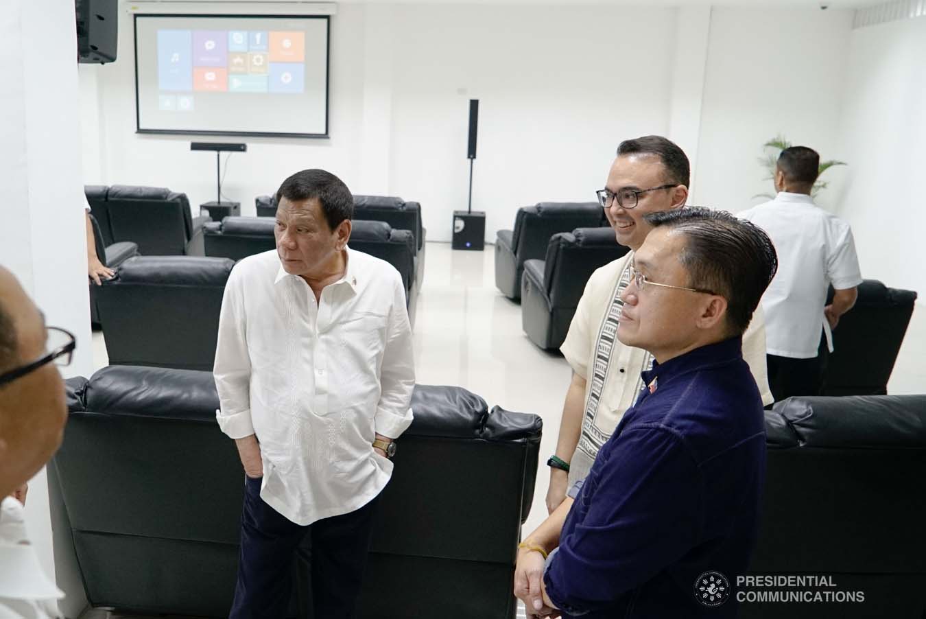 President Rodrigo Roa Duterte inspects the facilities of the Taguig City Center for the Elderly during his visit on November 21, 2019. With the President are House Speaker Alan Peter Cayetano and Senator Christopher "Bong" Go. KING RODRIGUEZ/PRESIDENTIAL PHOTO