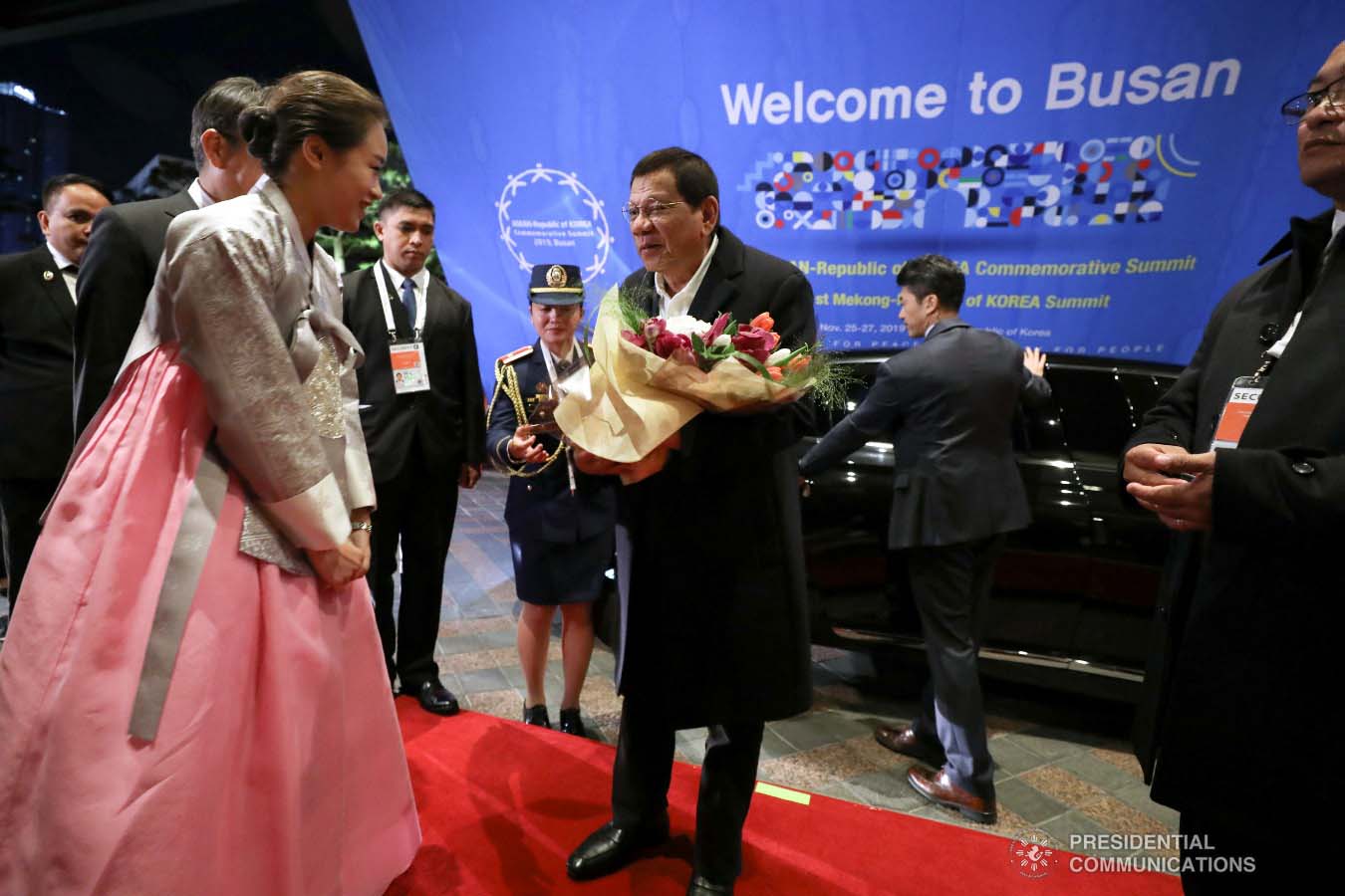 President Rodrigo Roa Duterte receives a warm welcome upon his arrival at a hotel in Busan, Republic of Korea on November 25, 2019. ROBINSON NIÑAL JR./PRESIDENTIAL PHOTO
