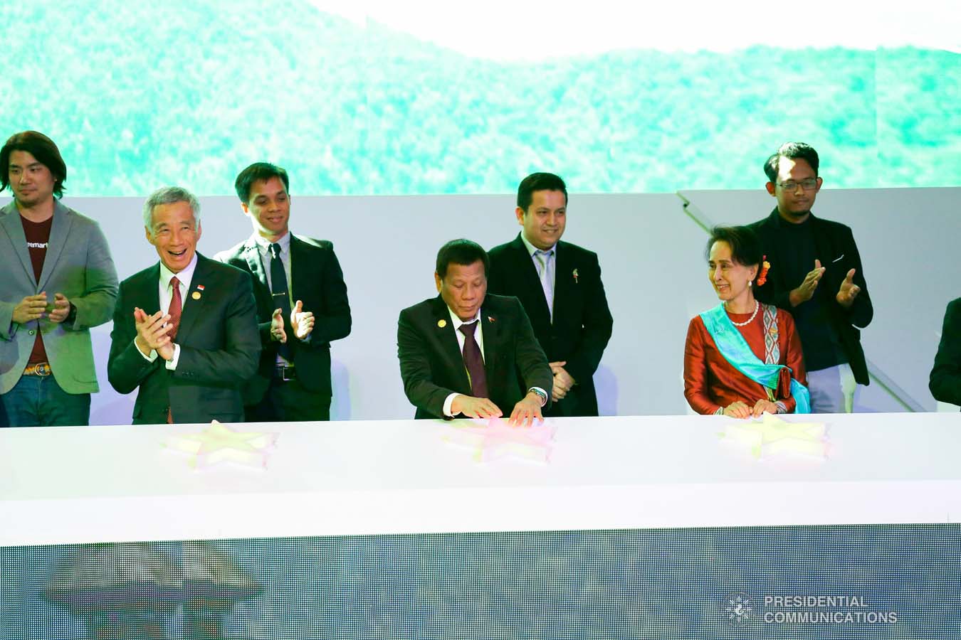 President Rodrigo Roa Duterte joins other leaders from the Association of Southeast Asian Nations (ASEAN) and Republic of Korea (ROK) President Moon Jae-in during the ASEAN-ROK Start-up Summit at the Busan Exhibition and Convention Center on November 26, 2019. KARL NORMAN ALONZO/PRESIDENTIAL PHOTO