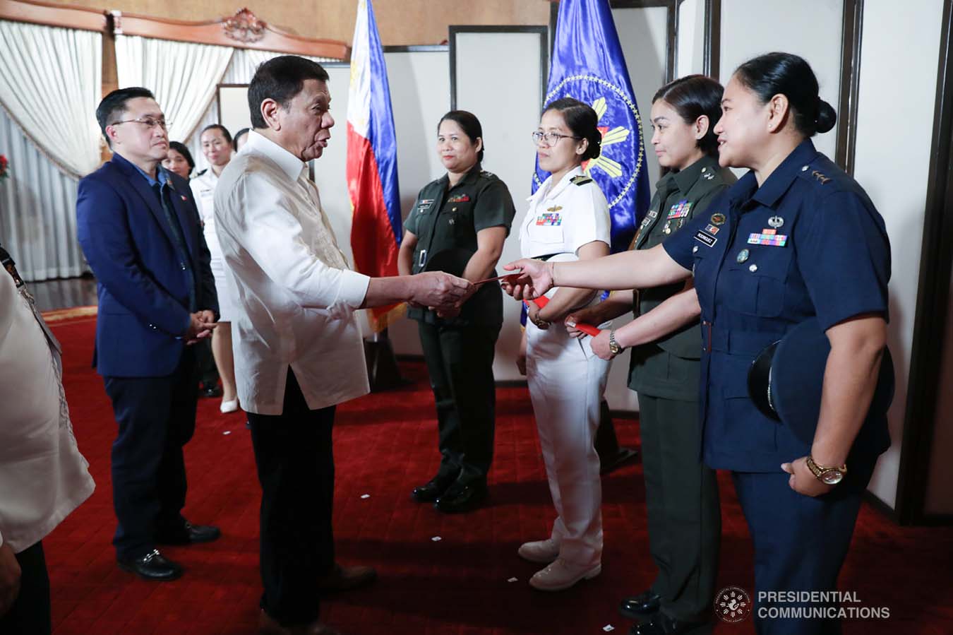 President Rodrigo Roa Duterte meets the candidates for military observer in various United Nations (UN) Peacekeeping Missions at the Malacañan Palace on November 29, 2019. ROBINSON NIÑAL JR./PRESIDENTIAL PHOTO