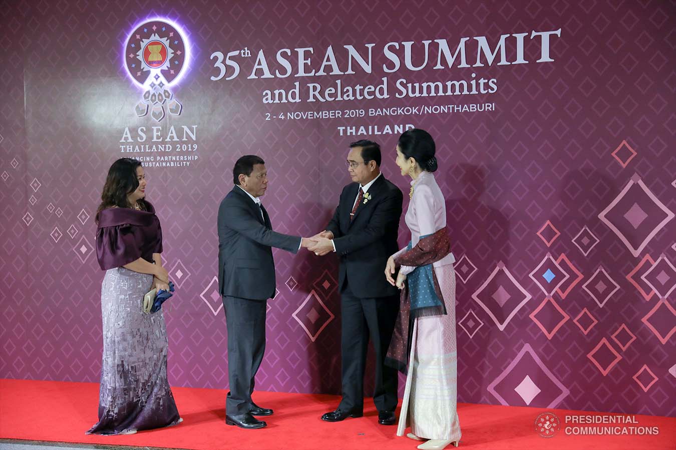 President Rodrigo Roa Duterte and his partner Cielito Avanceña are welcomed by Kingdom of Thailand Prime Minister Prayuth Chan-o-Cha and his wife Naraporn upon their arrival at the Impact Exhibition and Convention Center in Nonthaburi, Thailand for the gala dinner on November 3, 2019. SIMEON CELI JR./PRESIDENTIAL PHOTO