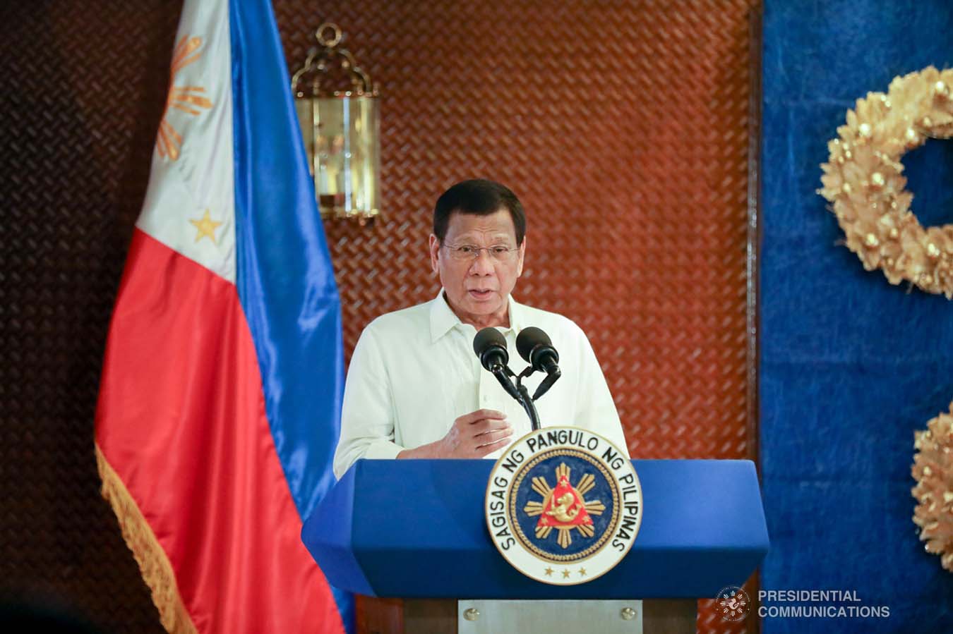 President Rodrigo Roa Duterte delivers his speech after leading the awarding ceremony for the 2019 Model Overseas Filipino Worker (OFW) Family of the Year Award (MOFYA) at the Malacañan Palace on November 28, 2019. TOTO LOZANO/PRESIDENTIAL PHOTO