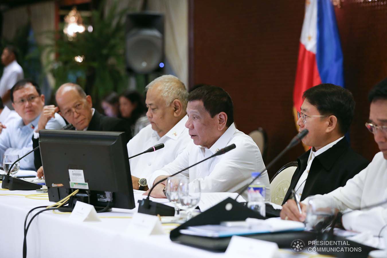 President Rodrigo Roa Duterte presides over the joint Armed Forces of the Philippines-Philippine National Police (AFP-PNP) Command Conference at the Malacañan Palace on December 9, 2019. ROBINSON NIÑAL JR./PRESIDENTIAL PHOTO