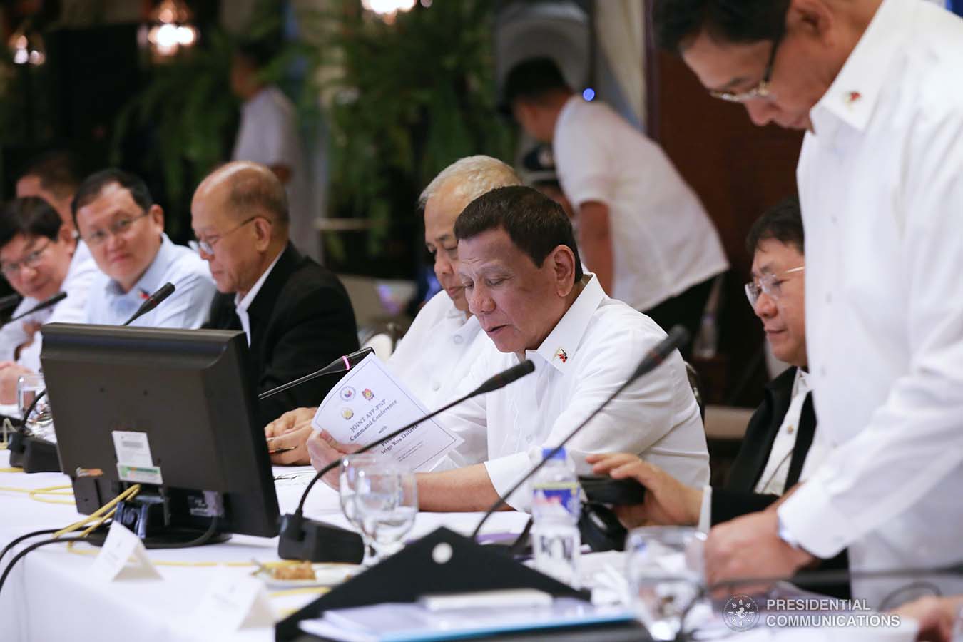 President Rodrigo Roa Duterte presides over the joint Armed Forces of the Philippines-Philippine National Police (AFP-PNP) Command Conference at the Malacañan Palace on December 9, 2019. ROBINSON NIÑAL JR./PRESIDENTIAL PHOTO