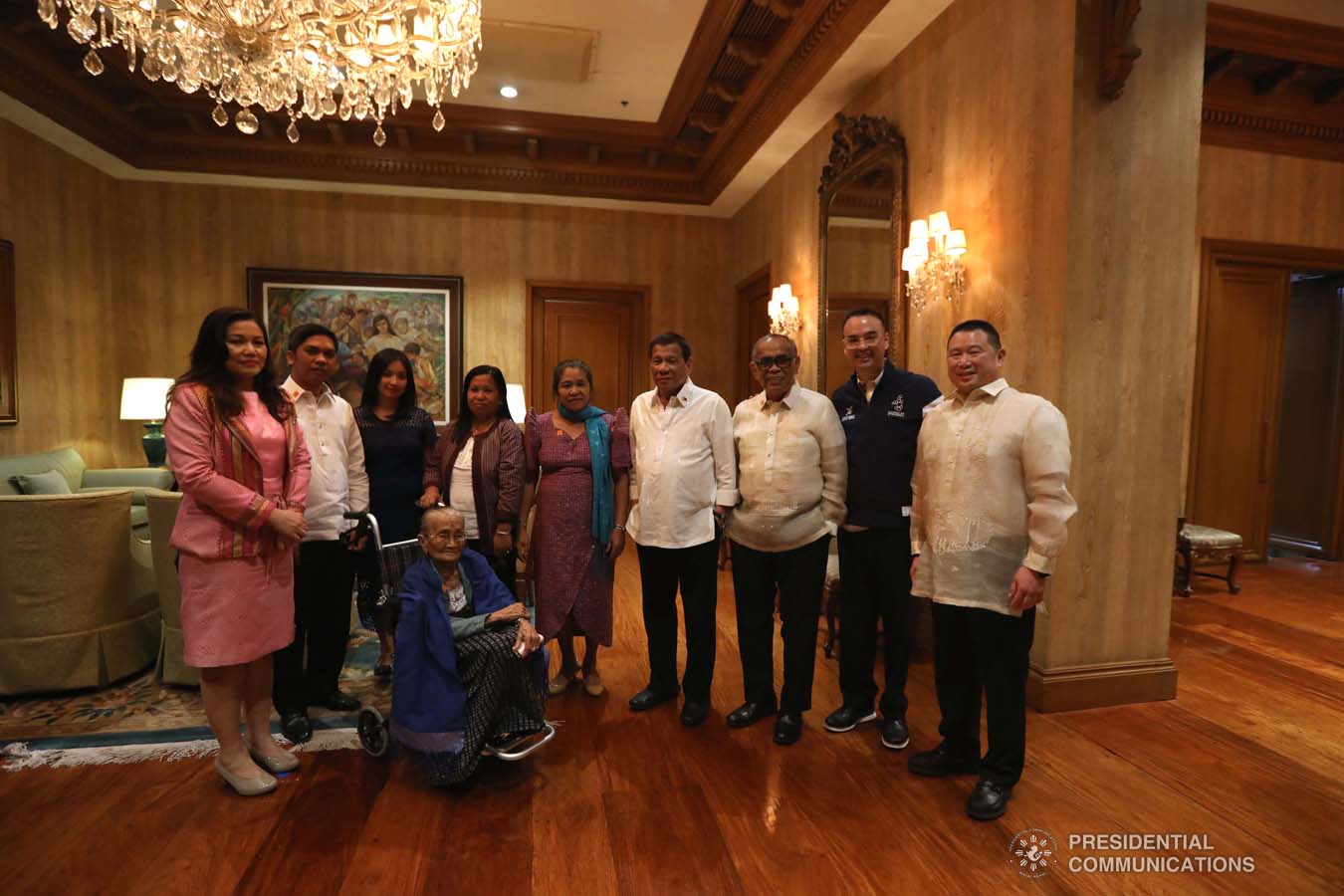 President Rodrigo Roa Duterte poses for posterity with 2012 Gawad Manlilikha ng Bayan for Textile Awardee Magdaleno Gamayo at the Malacañan Palace on December 18, 2019. With the President is his partner Cielito Avanceña. KARL NORMAN ALONZO/PRESIDENTIAL PHOTO