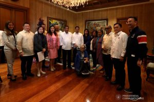President Rodrigo Roa Duterte poses for posterity with 2012 Gawad Manlilikha ng Bayan for Textile Awardee Magdaleno Gamayo at the Malacañan Palace on December 18, 2019. With the President is his partner Cielito Avanceña. KARL NORMAN ALONZO/PRESIDENTIAL PHOTO