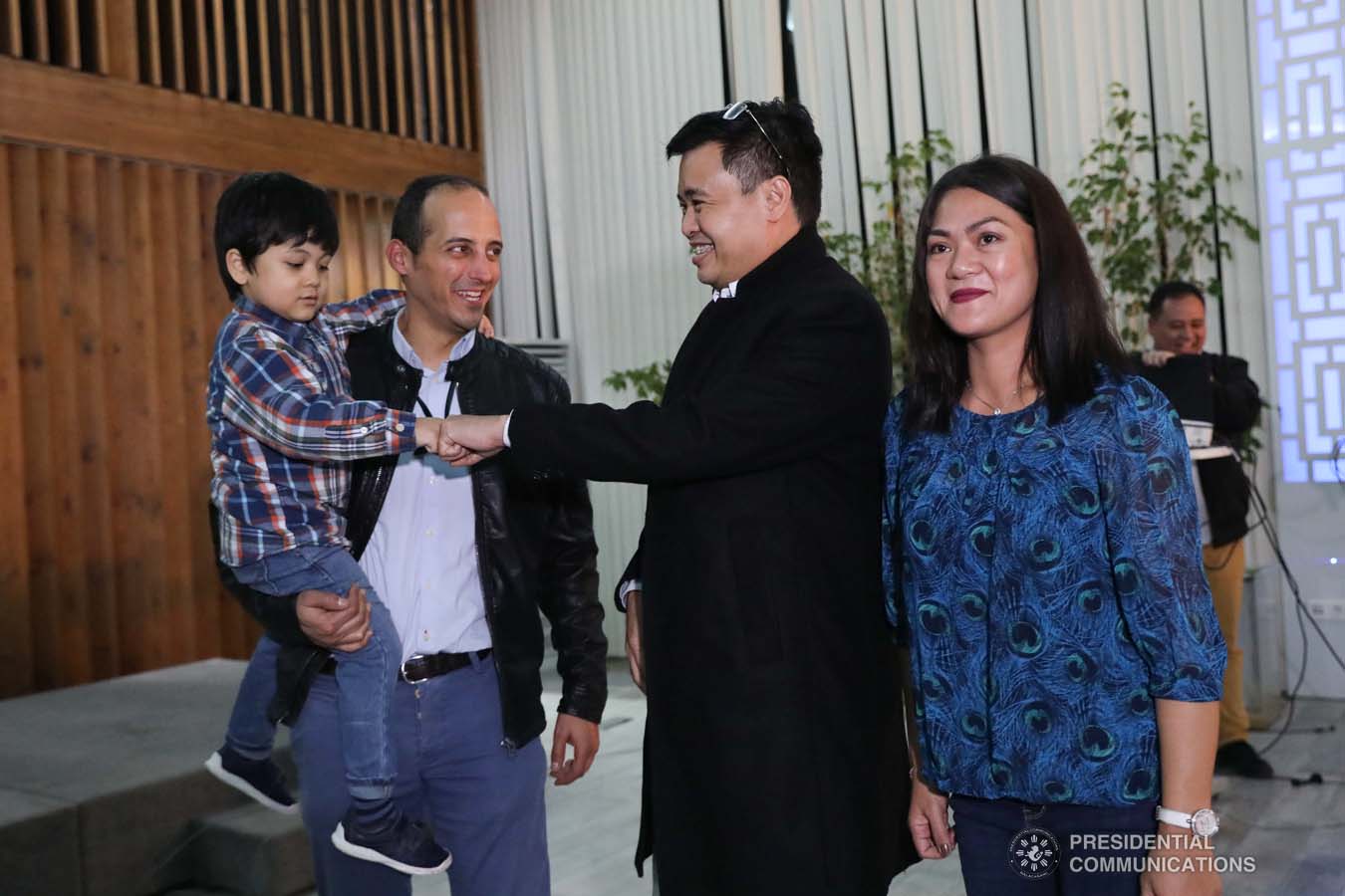 Presidential Assistant on Foreign Affairs and Chief of Presidential Protocol Robert Borje interacted with the Filipino community living in the Republic of Tunisia.   Undersecretary Borje conveyed the message of President Rodrigo Roa Duterte during the town hall type meeting held at the Philippine Legation Office, Immueble AEG, Les Berges du Lac in Tunis on December 19, 2019.   President Rodrigo Roa Duterte designated Undersecretary Borje as Special Envoy to special missions aimed at checking the conditions of overseas Filipino workers in North Africa and the Middle East.   Tunisia is the first of three countries to be visited. The missions will also include the Kingdom of Saudi Arabia and the Kingdom of Bahrain. PRESIDENTIAL PHOTO