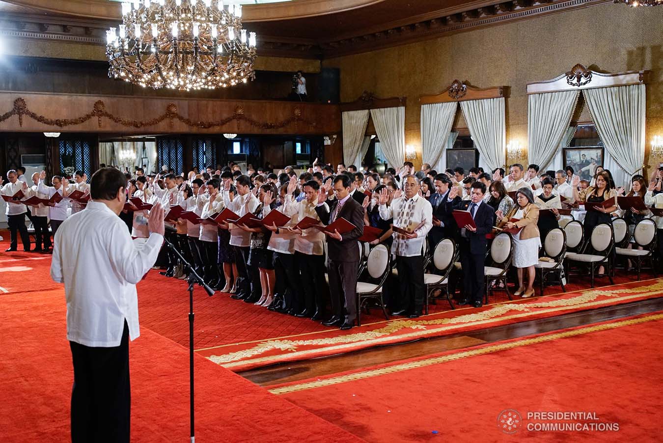President Rodrigo Roa Duterte swears into office the newly-appointed government officials during the oath-taking ceremony at the Malacañan Palace on January 8, 2020. KING RODRIGUEZ/PRESIDENTIAL PHOTO