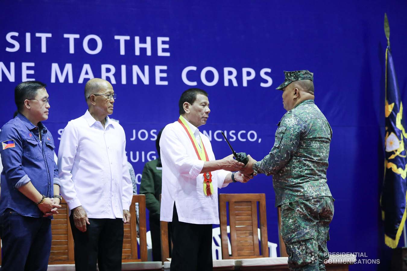 President Rodrigo Roa Duterte leads the ceremonial turnover of radio equipment to the personnel of the Philippine Marine Corps at Fort Bonifacio in Taguig City on January 13, 2020. ALFRED FRIAS/PRESIDENTIAL PHOTO