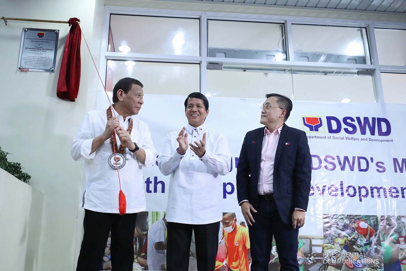President Rodrigo Roa Duterte leads the unveiling of the marker of the Malasakit Building during the 69th founding anniversary of the Department of Social Welfare and Development (DSWD) at the DSWD Central Office in Quezon City on January 29, 2020. Joining the President are Social Welfare and Development Secretary Rolando Bautista and Senator Christopher "Bong" Go. ACE MORANDANTE/PRESIDENTIAL PHOTO