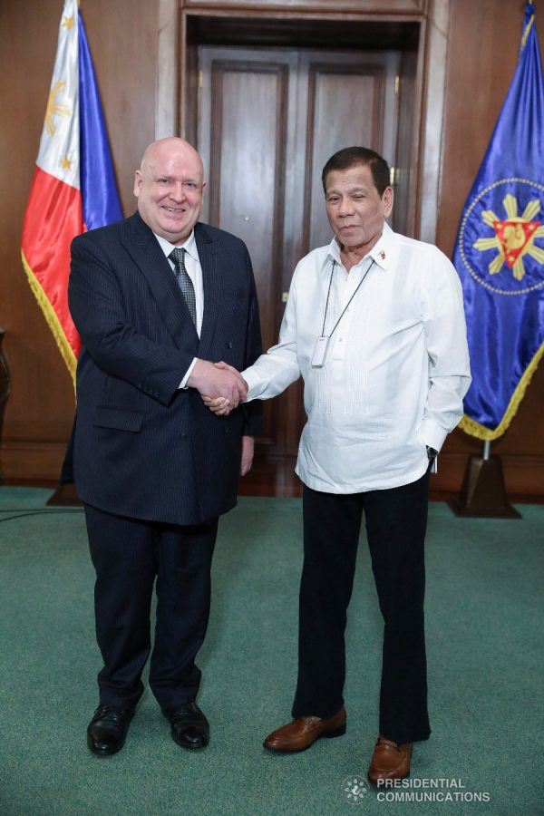 President Rodrigo Roa Duterte poses for posterity with outgoing New Zealand Ambassador to the Philippines David Strachan, who paid a farewell call on the President at the Malacañan Palace on January 27, 2020. ACE MORANDANTE/PRESIDENTIAL PHOTO