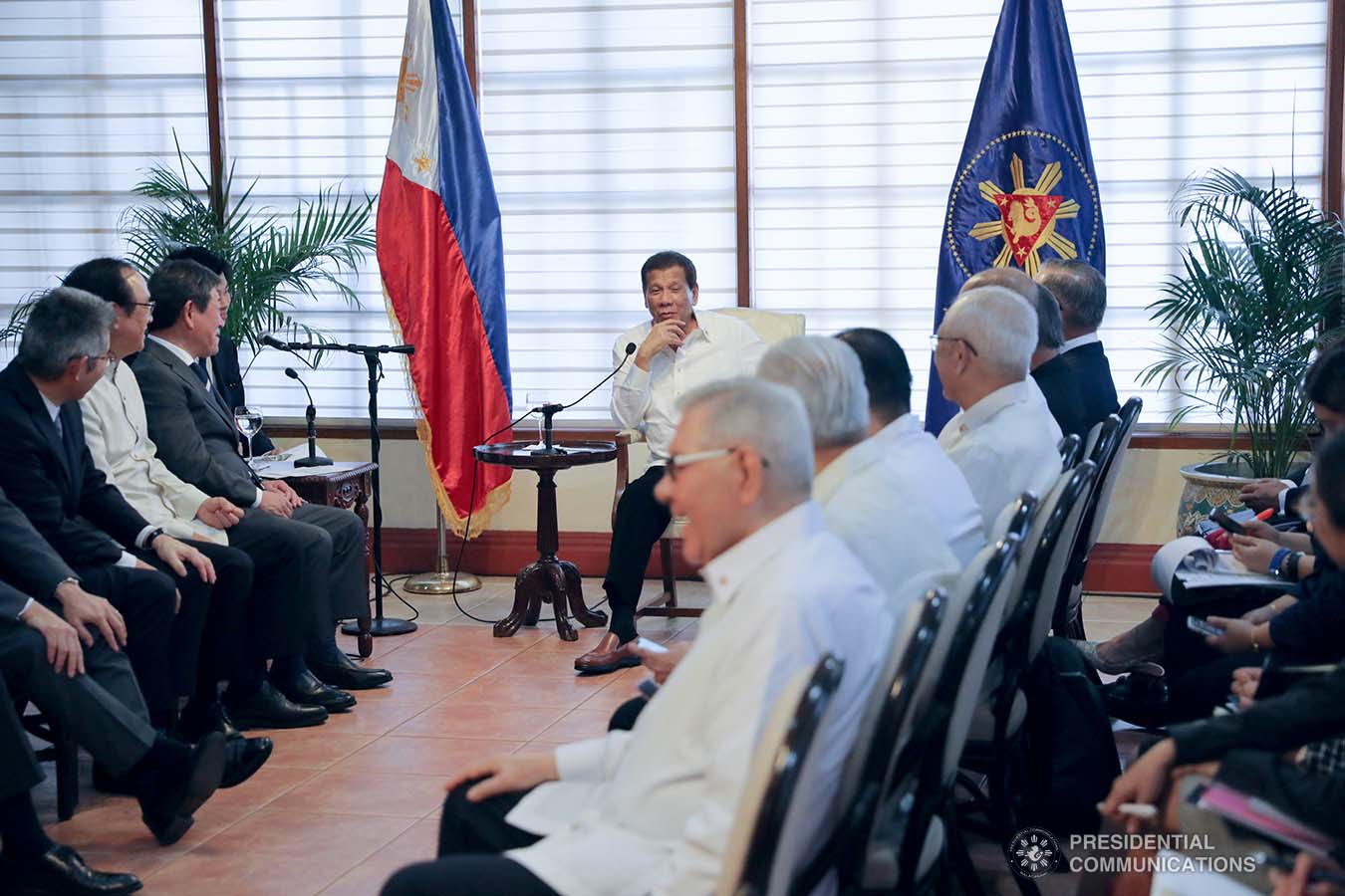 President Rodrigo Roa Duterte discusses matters with Japanese Foreign Minister Toshimitsu Motegi, who paid a courtesy call on the President at the Malacañang Golf Clubhouse in Manila on January 9, 2020. ALFRED FRIAS/PRESIDENTIAL PHOTO