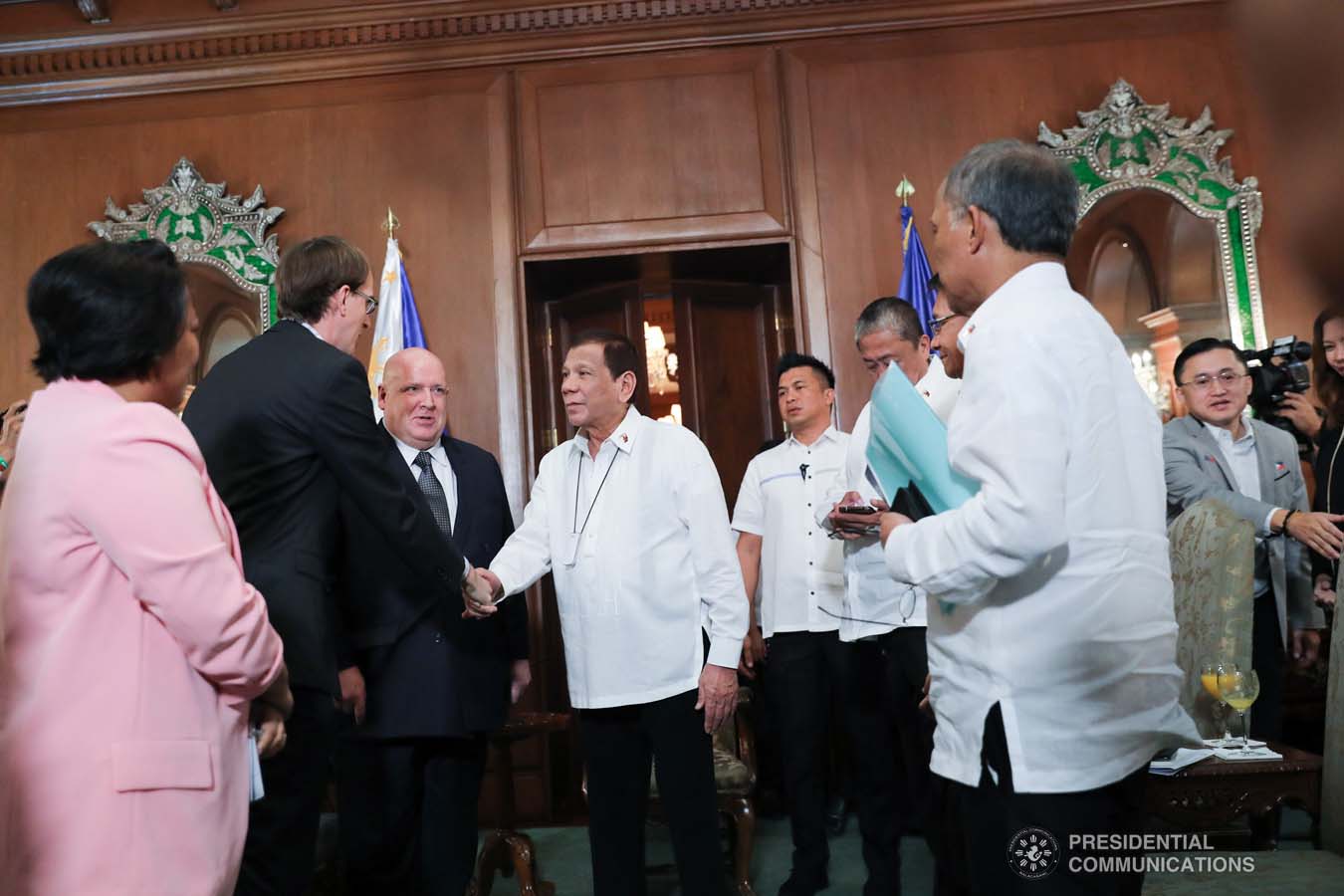 President Rodrigo Roa Duterte greets the members of the delegation of outgoing New Zealand Ambassador to the Philippines David Strachan, who paid a farewell call on the President at the Malacañan Palace on January 27, 2020. ALFRED FRIAS/PRESIDENTIAL PHOTO