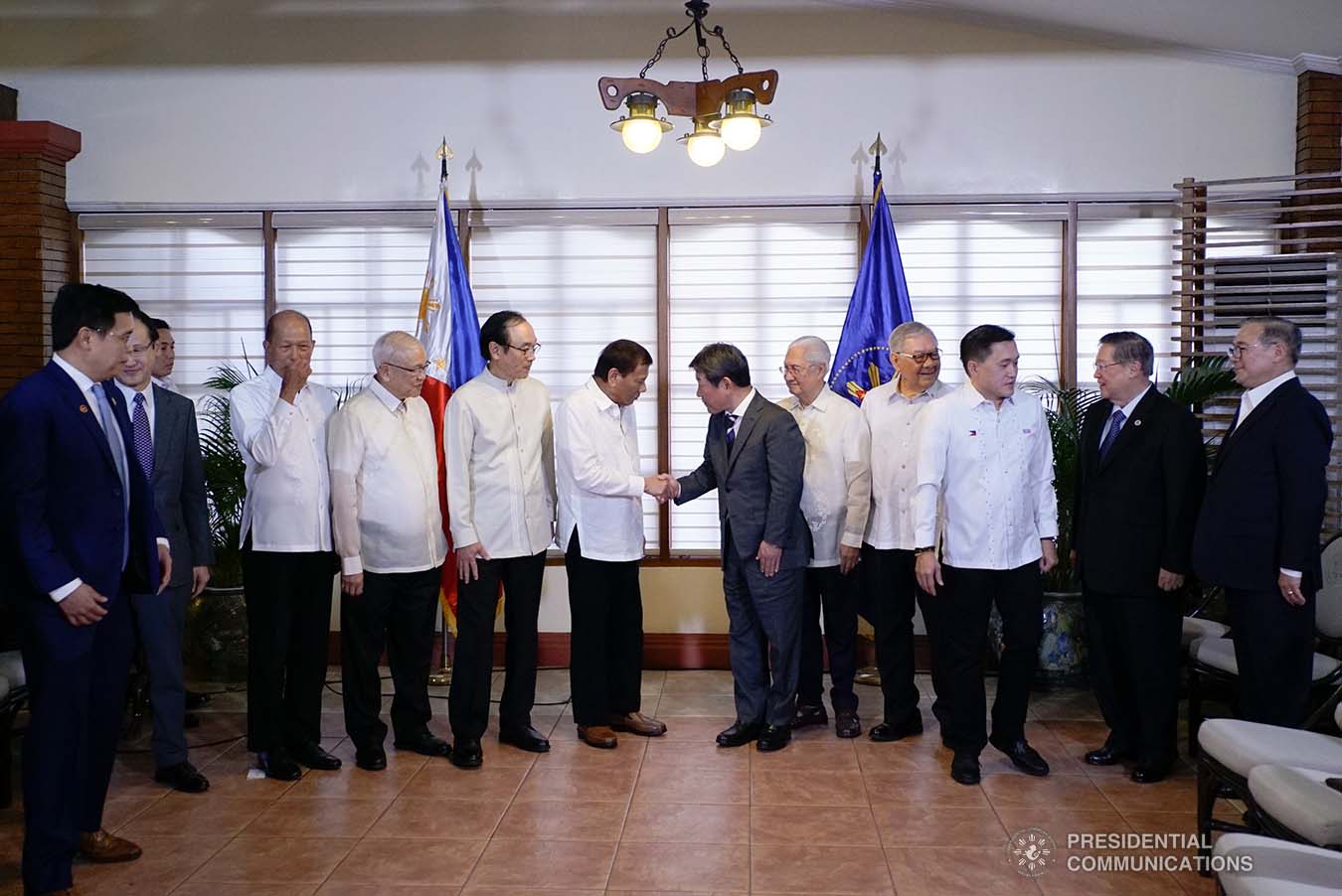 KNG10 President Rodrigo Roa Duterte greets Japanese Foreign Minister Toshimitsu  Motegi, who paid a courtesy call on the President at the Malacañang Golf Clubhouse in Manila on January 9, 2020. KING RODRIGUEZ/PRESIDENTIAL PHOTO
