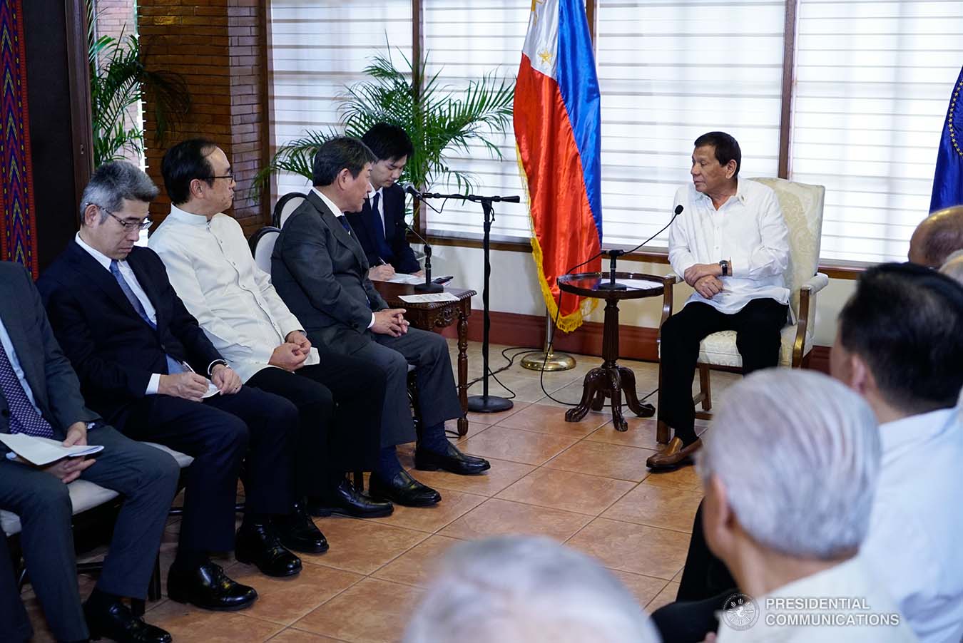President Rodrigo Roa Duterte discusses matters with Japanese Foreign Minister Toshimitsu Motegi, who paid a courtesy call on the President at the Malacañang Golf Clubhouse in Manila on January 9, 2020. KING RODRIGUEZ/PRESIDENTIAL PHOTO