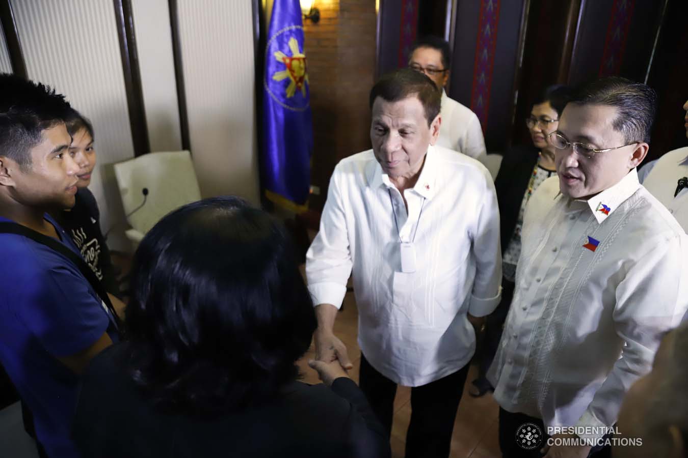President Rodrigo Roa Duterte greets the officials of the National Kidney Transplant Institute during a meeting at the Malago Clubhouse in Manila on January 15, 2020. With the President is Senator Christopher "Bong" Go. PRESIDENTIAL PHOTO