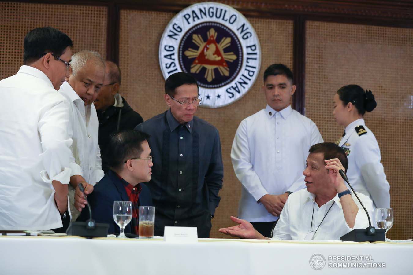 President Rodrigo Roa Duterte confers with Health Secretary Francisco Duque III during a briefing on the 2019 novel Coronavirus (2019-nCoV) at the Malacañan Palace on February 3, 2020. TOTO LOZANO/PRESIDENTIAL PHOTO