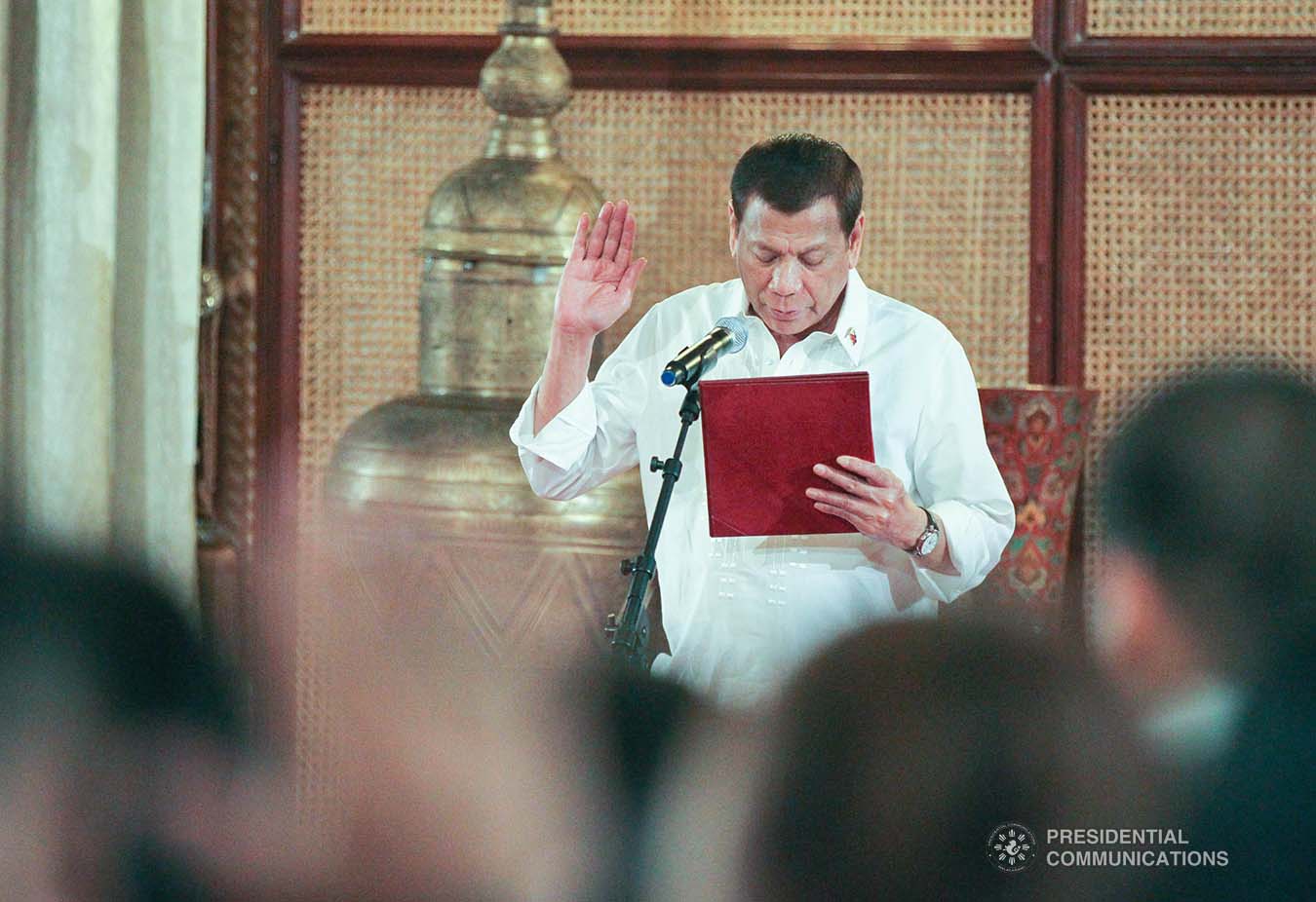 President Rodrigo Roa Duterte swears in the newly-appointed government officials during a ceremony at the Malacañan Palace on February 6, 2020. TOTO LOZANO/PRESIDENTIAL PHOTO