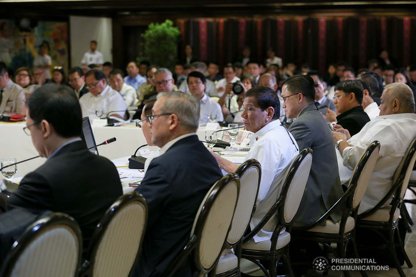 President Rodrigo Roa Duterte holds a meeting with the Inter-Agency Task Force for the Management of Emerging Infectious Diseases at the Malacañan Palace on March 9, 2020. ALBERT ALCAIN/PRESIDENTIAL PHOTO