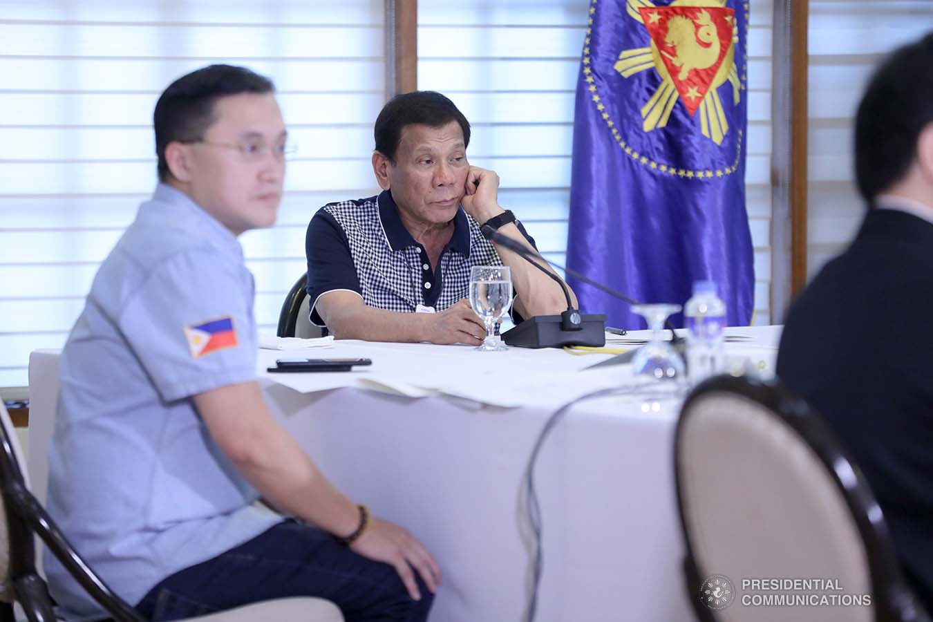 President Rodrigo Roa Duterte holds a meeting with the officials of the Inter-Agency Task Force for the Management of Emerging Infectious Diseases at the Malago Clubhouse in Malacañang on March 19, 2020.