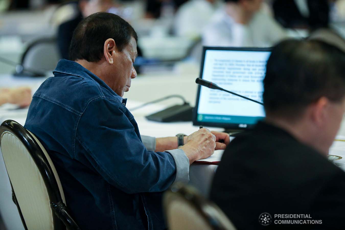 President Rodrigo Roa Duterte presides over a meeting with the Inter-Agency Task Force on the Emerging Infectious Diseases (IATF-EID) at the Malacañan Palace on March 12, 2020. SIMEON CELI JR./PRESIDENTIAL PHOTO