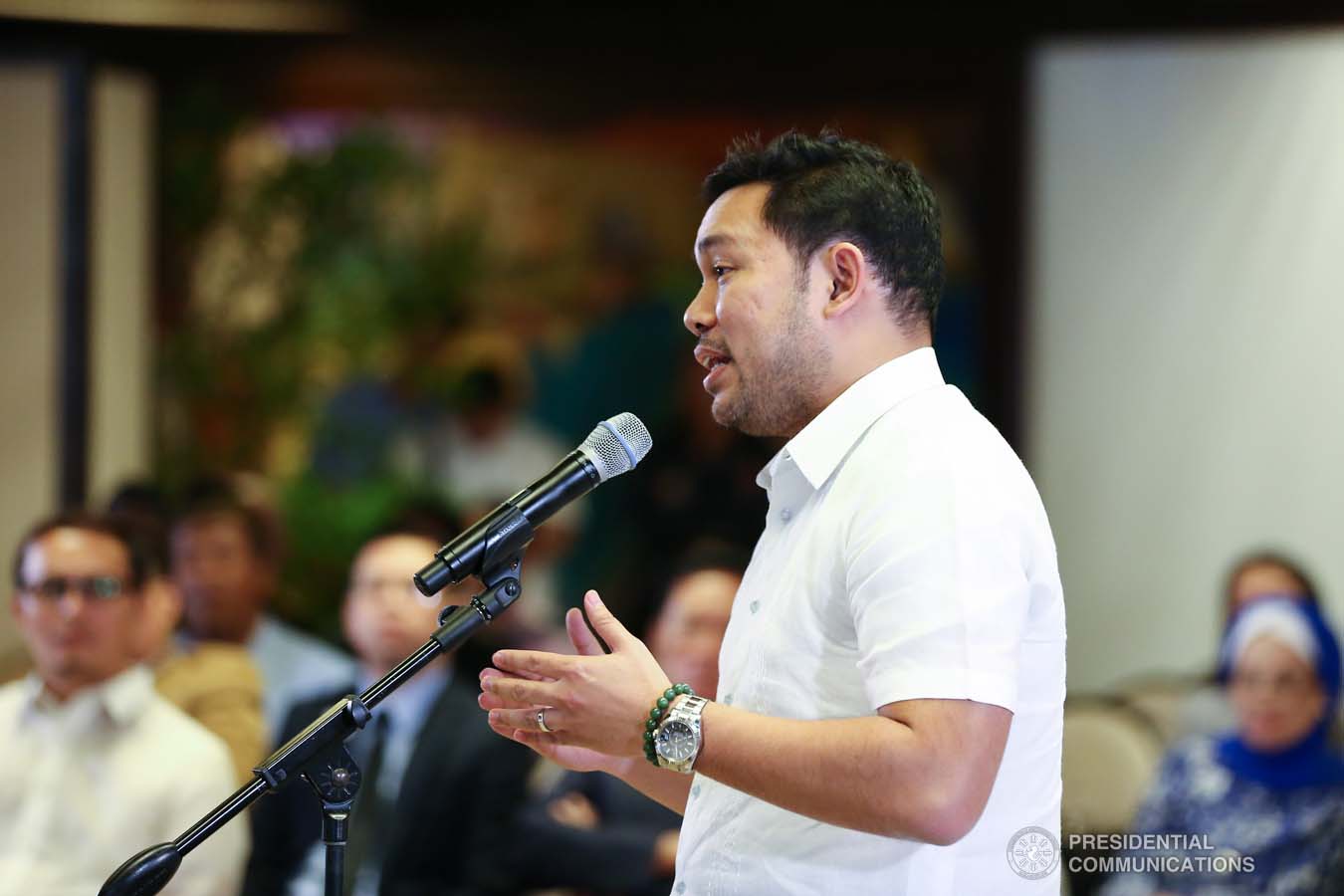 Public Works and Highways Secretary Mark Villar provides updates on the Marawi Rehabilitation efforts during the meeting held by President Rodrigo Roa Duterte at the Malacañan Palace on March 4, 2020. ALFRED FRIAS/PRESIDENTIAL PHOTO