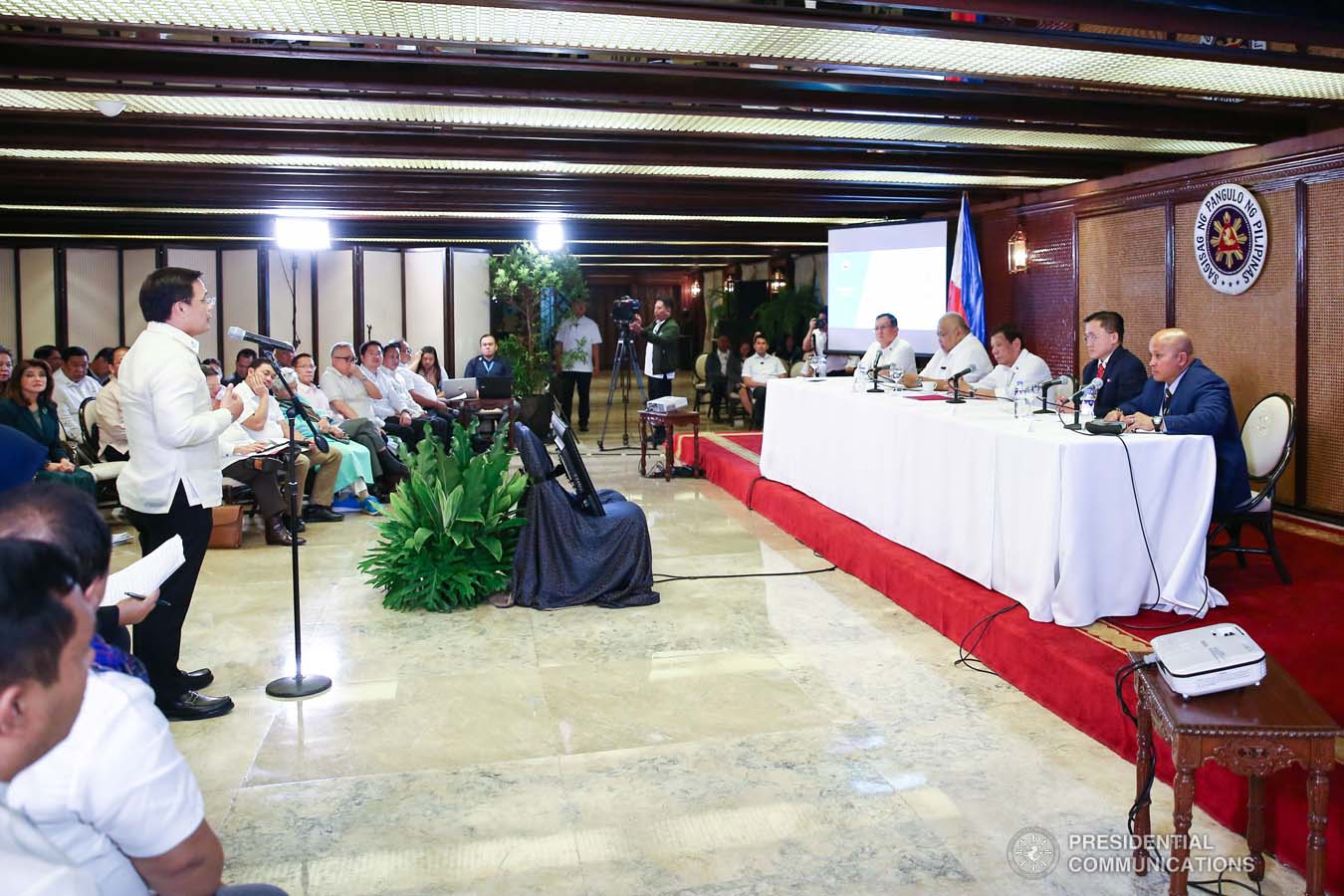 President Rodrigo Roa Duterte holds a meeting to discuss the updates on the Marawi Rehabilitation efforts at the Malacañan Palace on March 4, 2020. ALFRED FRIAS/PRESIDENTIAL PHOTO