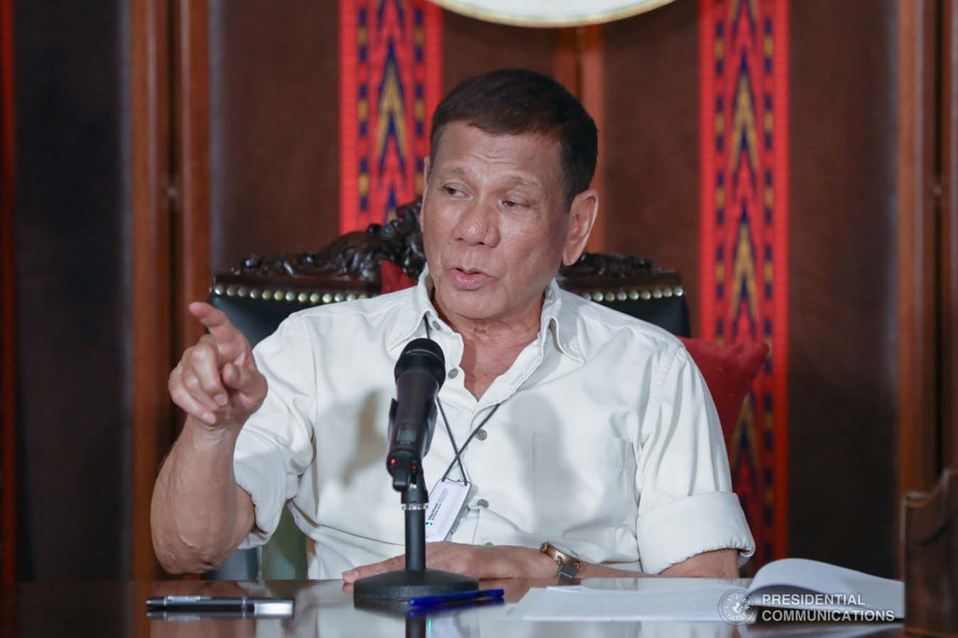 President Rodrigo Roa Duterte updates the nation on the government's efforts in addressing the coronavirus disease (COVID-19) at the Malago Clubhouse in Malacañang on April 3, 2020. TOTO LOZANO/PRESIDENTIAL PHOTO