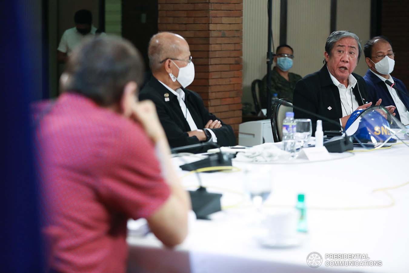 Transportation Secretary Arthur Tugade joins the meeting with members of the Inter-Agency Task Force on the Emerging Infectious Diseases (IATF-EID) presided by President Rodrigo Roa Duterte at the Malago Clubhouse in Malacañang on May 28, 2020. ACE MORANDANTE/PRESIDENTIAL PHOTO